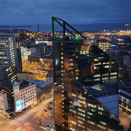 Skyview Suite - Breathtaking Views From Bed And From Jacuzzi. City Center Skyscraper Upper Floors Таллин Экстерьер фото