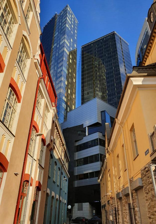 Skyview Suite - Breathtaking Views From Bed And From Jacuzzi. City Center Skyscraper Upper Floors Таллин Экстерьер фото